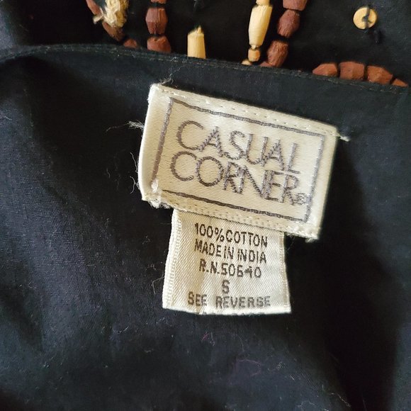 VINTAGE CASUAL CORNER WOOD BEAD and HEMP EMBELLISHED VEST - Picture 6 of 7